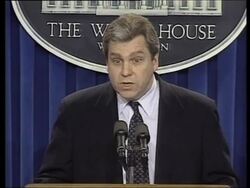 USA: KOSOVO CRISIS: BILL CLINTON MEETS POLICY ADVISORS News Clip