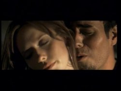 Heartthrob star talks about fame and making it on his own News Clip