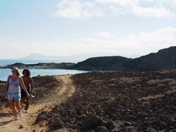 turists walking in Fuerteventura Stock Footage