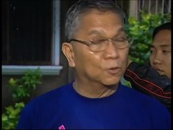 Switching to more environmentally friendly lightbulbs Instructional Video