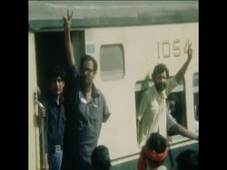 SYND 15 10 78 ARRIVAL IN KARACHI OF FREED JOURNALIST Instructional Video