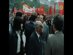 UPITN 25 11 75 SOCIALIST RALLY SUPPORTS SOARES AGAINST COMMUNIST TAKEOVER Instructional Video