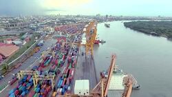 Port of Long Beach, aerial view Stock Footage