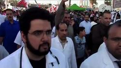 Hundreds of doctors and nurses call for health minister to step down News Clip