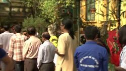 Thousands gather to pay respects after house of late General Giap opened to public Instructional Video