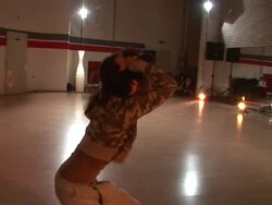 HD STEADYCAM: Dancing Hip Hop Stock Footage