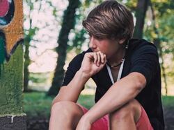 MS DS Adolescence Problems Stock Footage