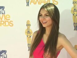 Victoria Justice at the 2010 MTV Movie Awards at Universal City CA. (Footage by WireImage Video/GettyImages) Stock Footage