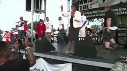 CLEAN : Father of slain black teen appeals for peace ahead of funeral News Clip