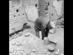 SYND 24 5 68 CAESAR AUGUSTUS' PALACE EXCAVATED IN ROME News Clip