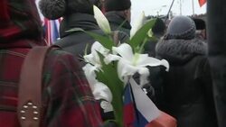 CLEAN : Russia: tens of thousands march for slain opposition leader (3) News Clip