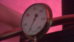 The hand on a pressure gauge points to zero. Stock Footage