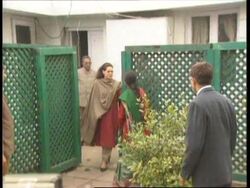 India - Sonia Gandhi to head election campaign Instructional Video