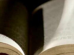 Pages in a book flip quickly Stock Footage