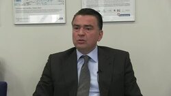 CLEAN : Greece bounces back to bond market with 3.0 bn debt sale News Clip