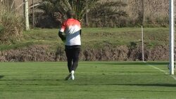 CLEAN : FILE: Uruguayan team training News Clip