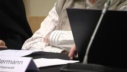 Trial of former Auschwitz guard starts News Clip