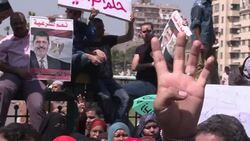 CLEAN : Egypt Islamists rally, but numbers less News Clip