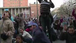 VOICED : Suarez devuelve la alegria a Uruguay News Clip