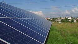 clean energy - solar panels Stock Footage