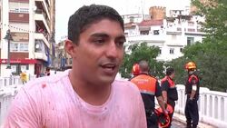 Tomatoes and rain come together for first time in the history of the Tomatina festival News Clip