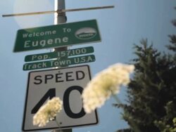 Welcome to Eugene sign Stock Footage