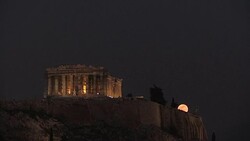 CLEAN : Super moon rises over the Acropolis in Athens News Clip