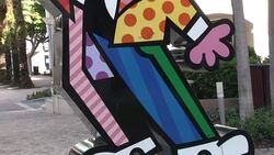 CLEAN : The art of Romero Britto and his impact in the city of Miami News Clip