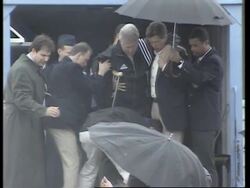USA: WASHINGTON: PRESIDENT CLINTON TEARS TENDON IN HIS KNEE UPDATE News Clip