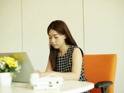 Lifestyle working with laptop Stock Footage