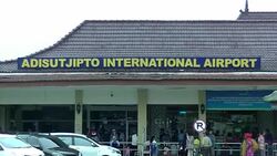 CLEAN : Indonesian plane skids off runway in new aviation mishap News Clip