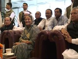 EDIT Former prime minister returns from US News Clip