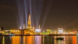 TL: Wat Arun in new years day, Bangkok, Thailand Stock Footage