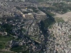 Aerial the Western Wall location in the old city of Jerusalem, Israel Stock Footage