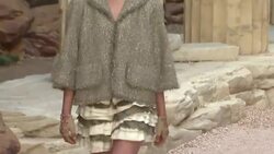 Lagerfeld brings Ancient Greece to Paris for the latest Chanel Cruise show Instructional Video