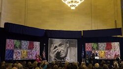 CLEAN : Clinton defends immigration to standing ovation in NY News Clip