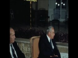 SYND 21 8 79 US ENVOY STRAUSS DISCUSSIONS ON PALESTINIAN ISSUES News Clip