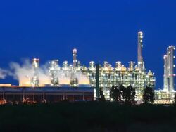 oil refinery Stock Footage