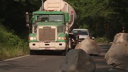 CLEAN : 8.2 earthquake leaves rocks and debris along Oaxaca's roads News Clip