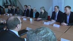 Theresa May meeting the Qatari Prime Minister News Clip