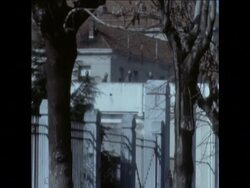 SYND 27 5 73 RELATIVES OUTSIDE PRISON WAITING FOR RELEASE OF PRISONERS News Clip