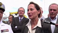 CLEAN : French minister Segolene Royal reacts to Air Algerie crash News Clip