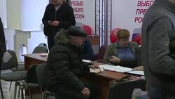 CLEAN : Polls open in Moscow in Russian presidential election News Clip