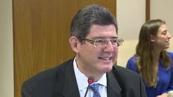 VOICED : Brasil reemplaza a su ministro de Hacienda News Clip