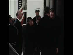 SYND 31-7-73 AUSTRALIAN PRIME MINISTER WHITLAM ARRIVES TO WHITE HOUSE News Clip