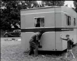 ELASTIC CARAVAN News Clip