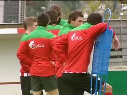 Athletic Club prepare for Europa League semifinal Stock Footage