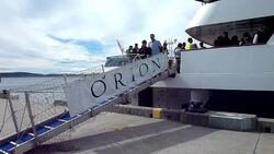 CLEAN : Ship carrying rescued French sailor News Clip