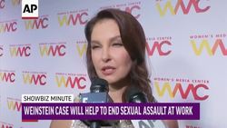 ShowBiz Minute: Judd, Clinton, Colman Instructional Video