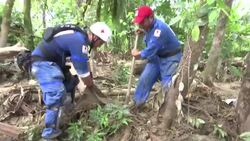 Colombia continues search for bodies of avalanche Instructional Video